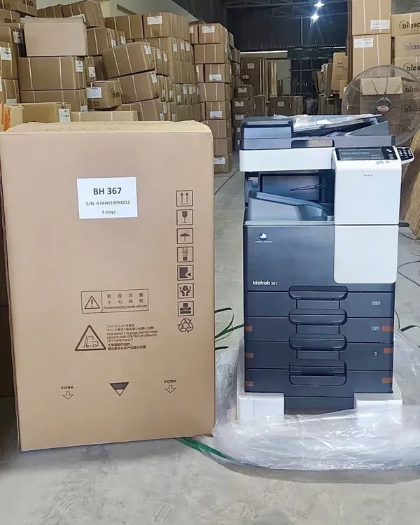 M&aacute;y photocopy mới trong kho h&agrave;ng của Nguy&ecirc;n Ph&aacute;t